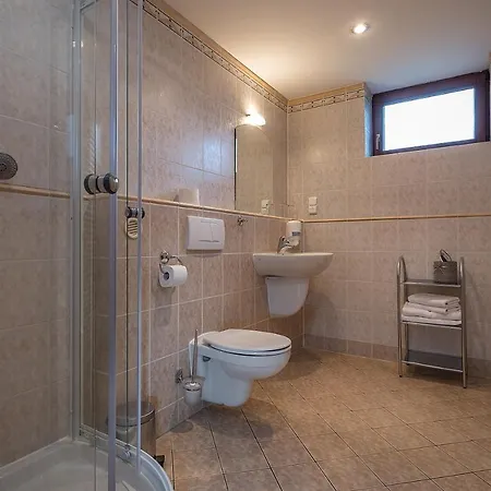 Moment - Bistro & Ubytovanie Guest house 3*
