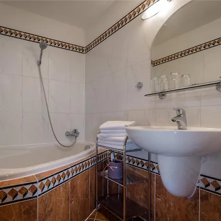 Moment - Bistro & Ubytovanie Guest house Batizovce