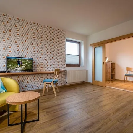 Guest house Moment - Bistro & Ubytovanie